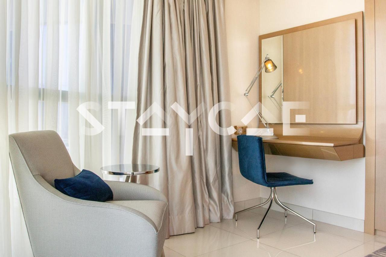 Apartment Staycae Paramount Towers Dubai