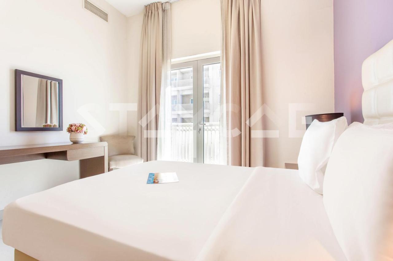 Staycae Homes - Suburbia Apartment *