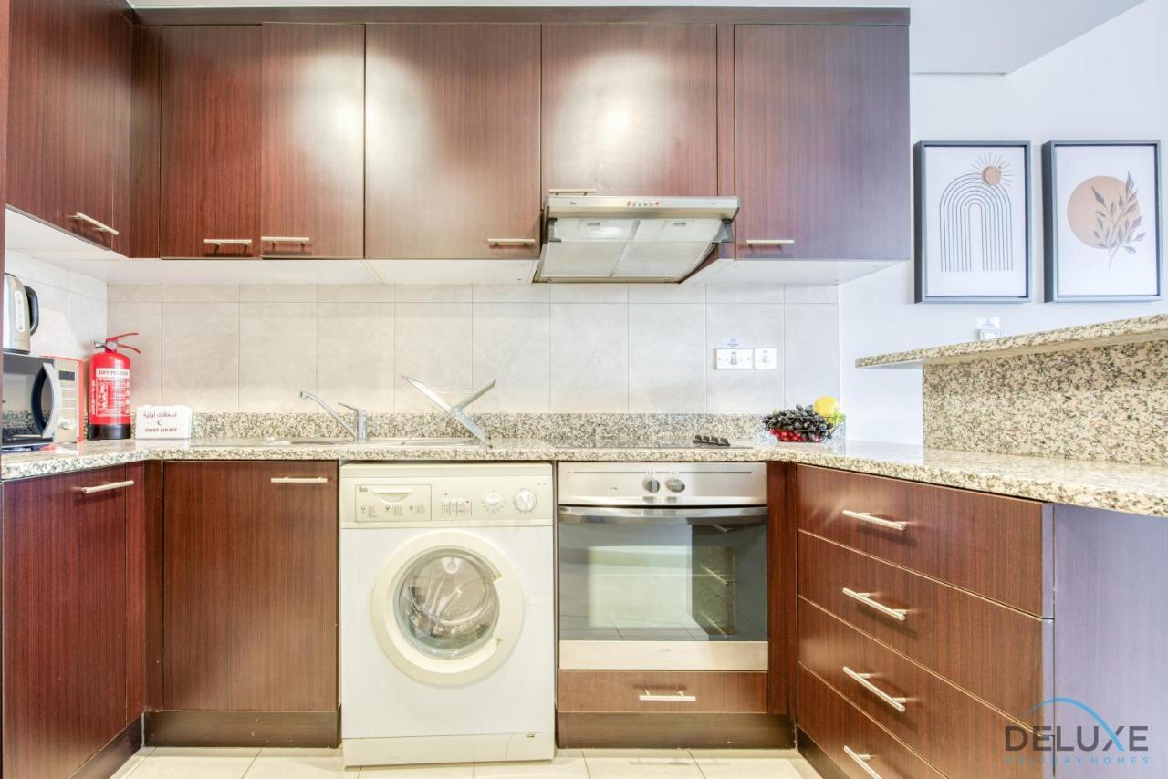 Unbeatable Rate Stylish 1br With Balcony Near Metro By Deluxe Homes Apartment Dubai