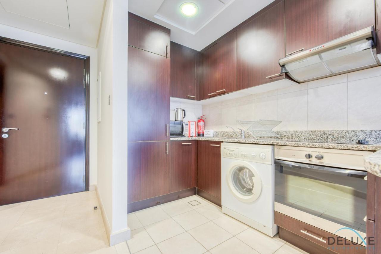 Apartment Unbeatable Rate Stylish 1br With Balcony Near Metro By Deluxe Homes *