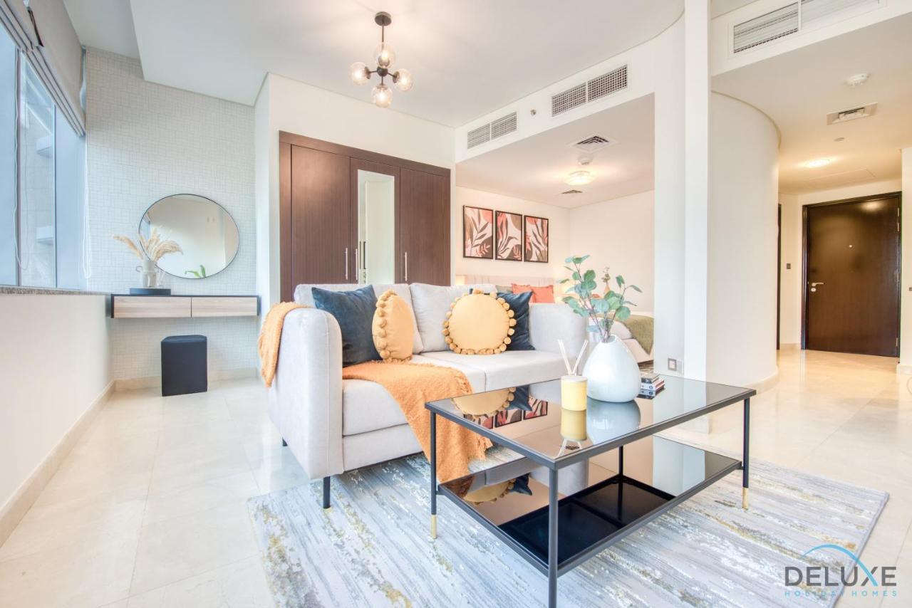 Unbeatable Rate Stylish 1br With Balcony Near Metro By Deluxe Homes Apartment Dubai
