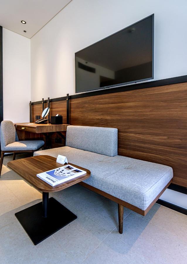 Form Al Jaddaf, Dubai, A Member Of Design 4* Dubai