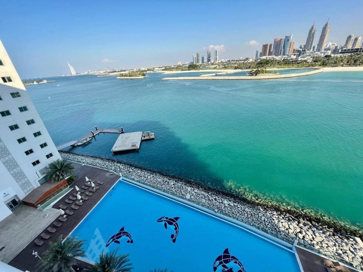 Apartment Luxury Apartmens Palm Jumeirah - Azure , Sea View ,free Pool,parking Dubai