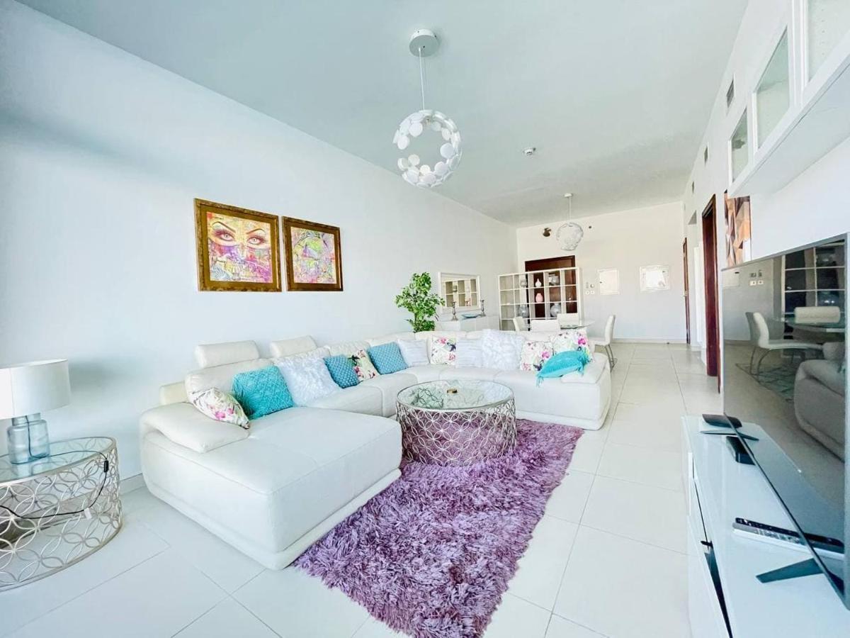 Apartment Luxury Apartmens Palm Jumeirah - Azure , Sea View ,free Pool,parking Dubai
