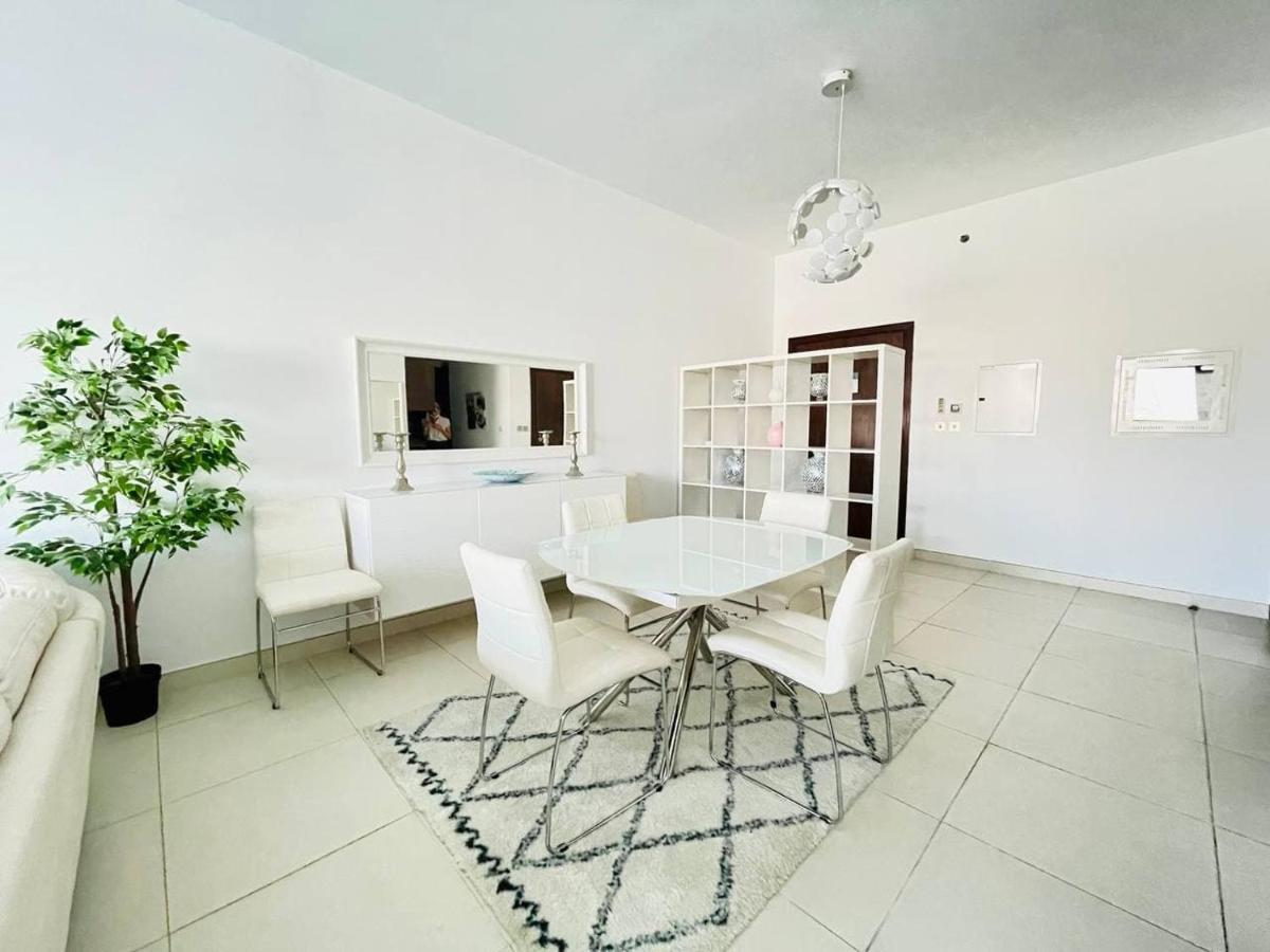 Luxury Apartmens Palm Jumeirah - Azure , Sea View ,free Pool,parking Apartment