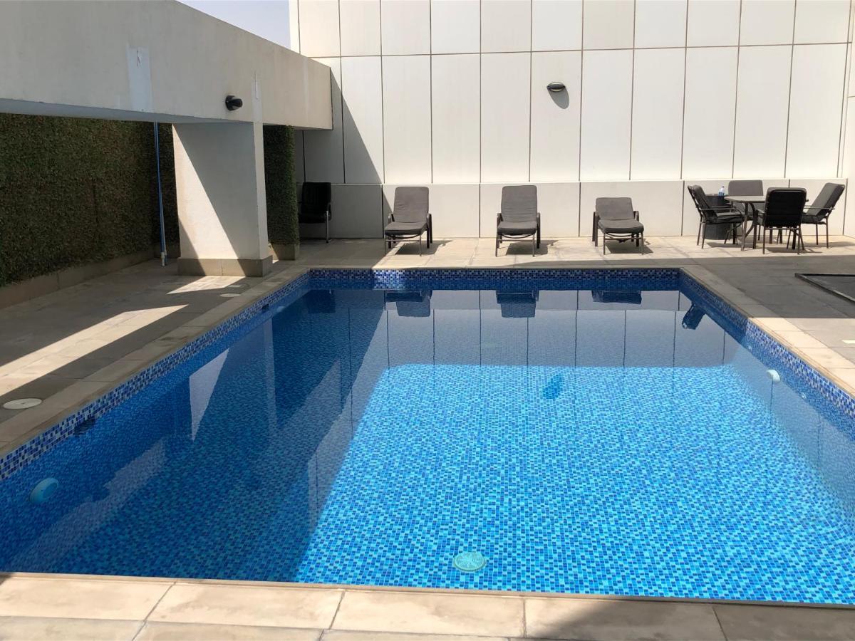 Radiant At Giovanni Boutique Dsc By Deluxe Homes *