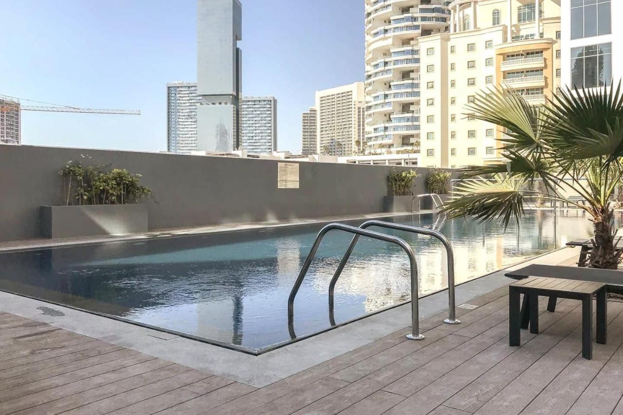 Modern 1br In Jumeirah Village Circle *