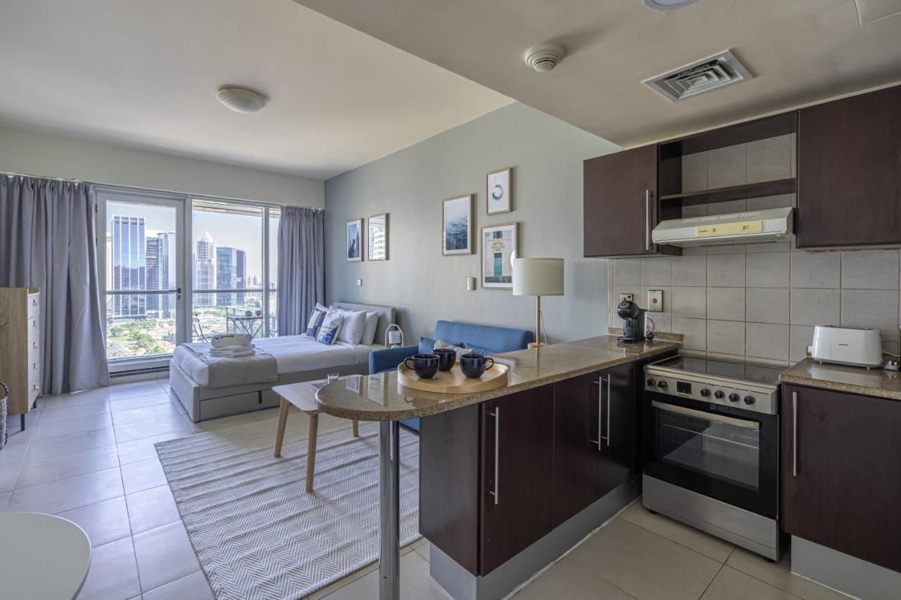 Apartment Higuests - Modern With Incredible Skyline View *