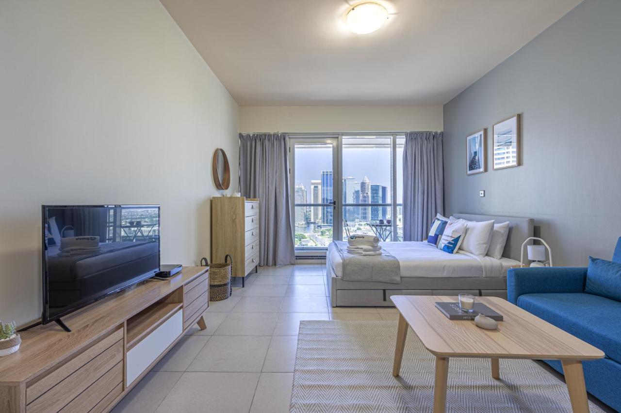 Higuests - Modern With Incredible Skyline View Apartment Dubai