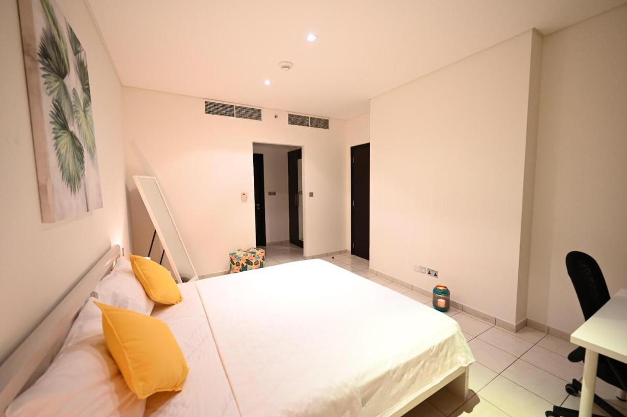 Brand New Furniture. Close To The World Trade Center. * Dubai