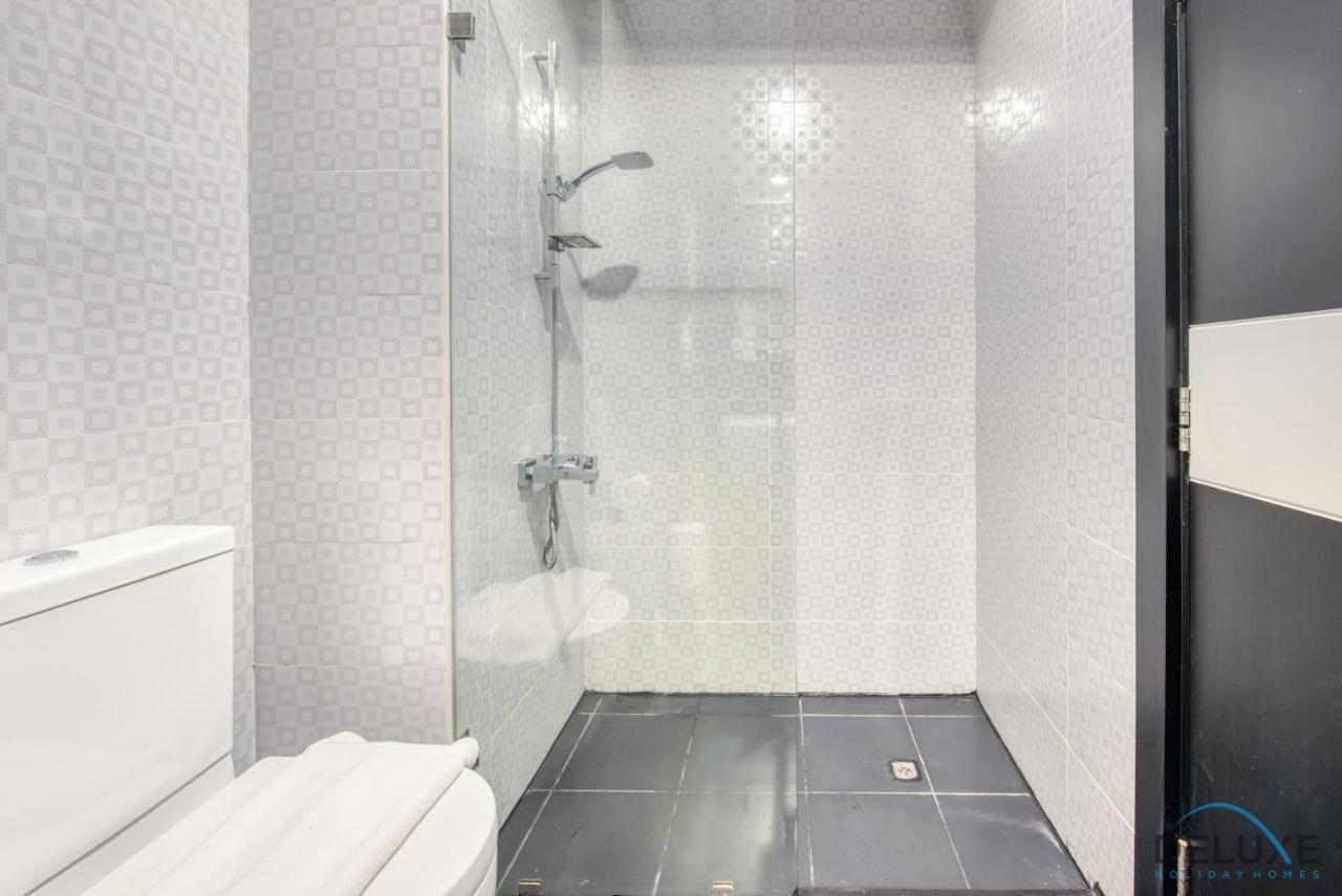 Apartment Radiant At Giovanni Boutique Dsc By Deluxe Homes *