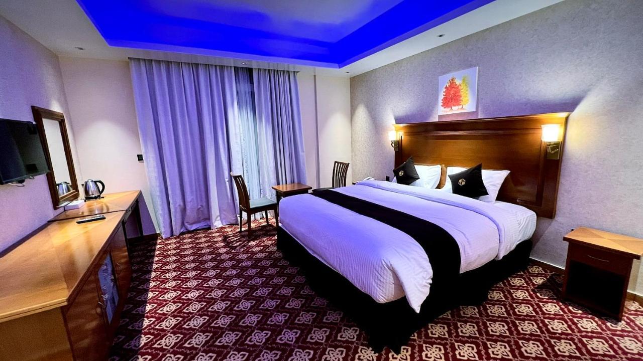 Otel Raha Grand 3*