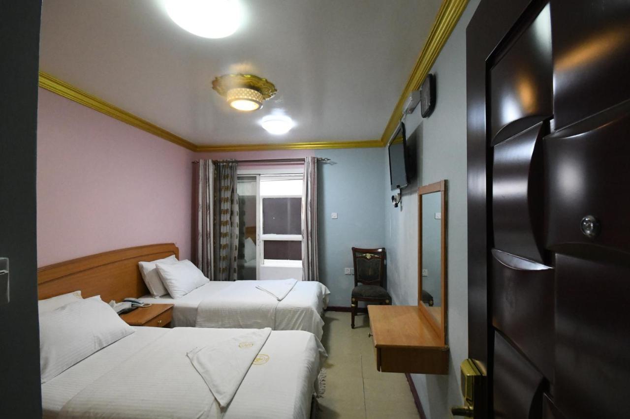 Maaeen Hotel