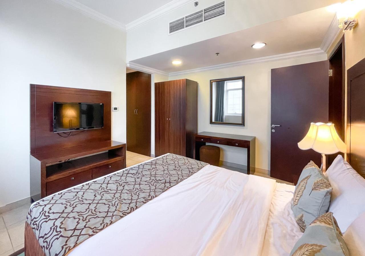 Residences - Serviced Al Barsha Aparthotel 2*