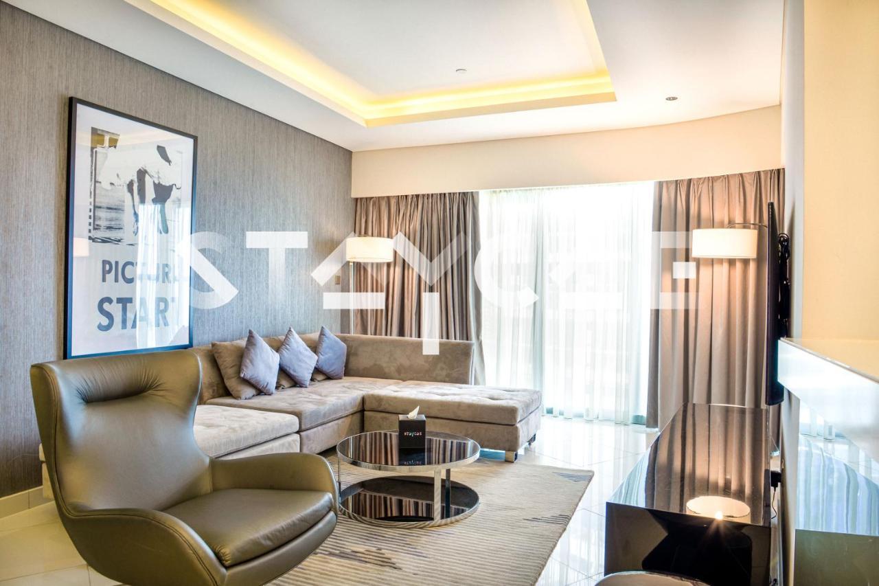 Apartment Staycae Paramount Towers