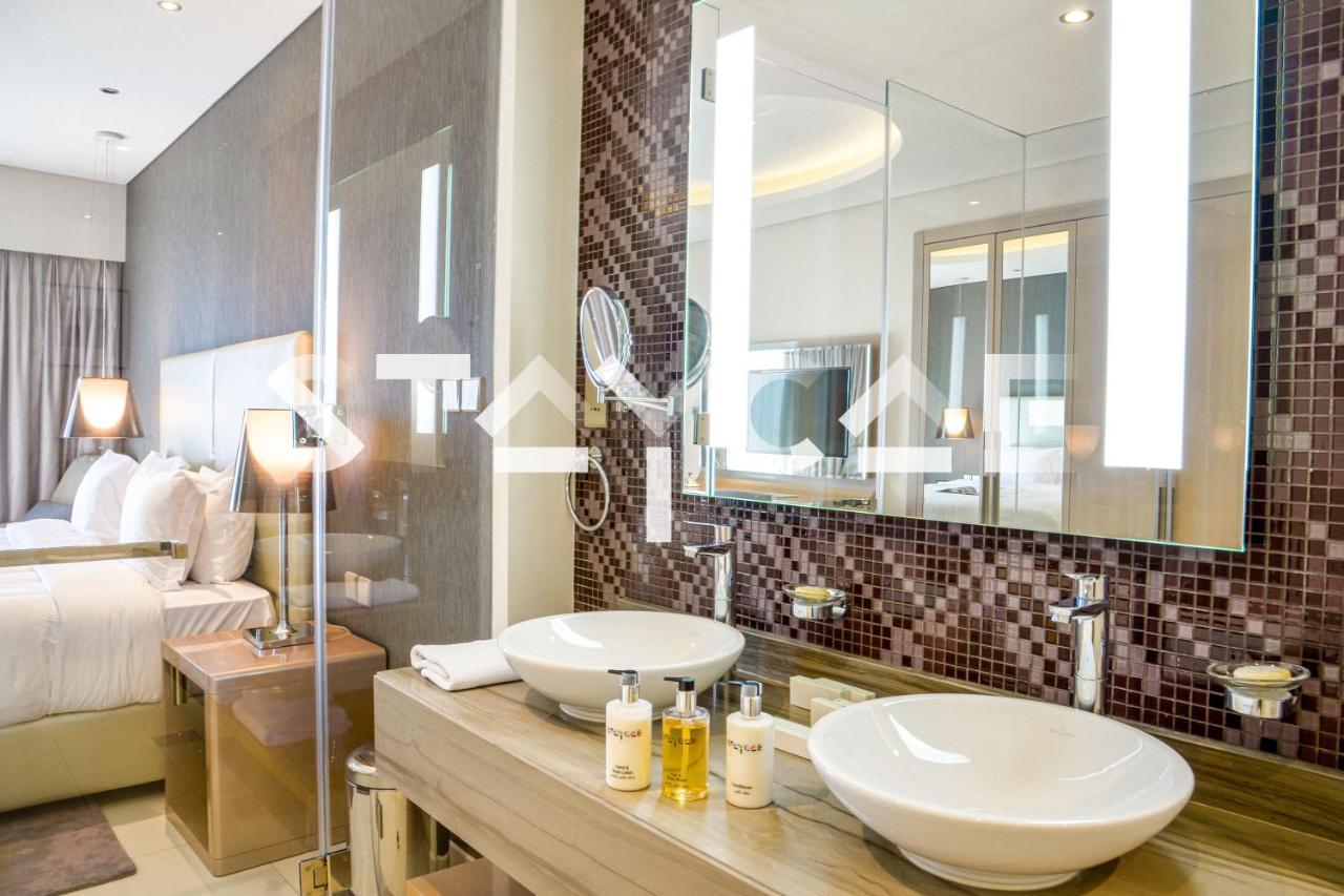 Staycae Paramount Towers Apartment Dubai