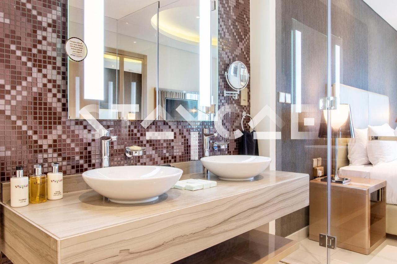 Apartment Staycae Paramount Towers Dubai