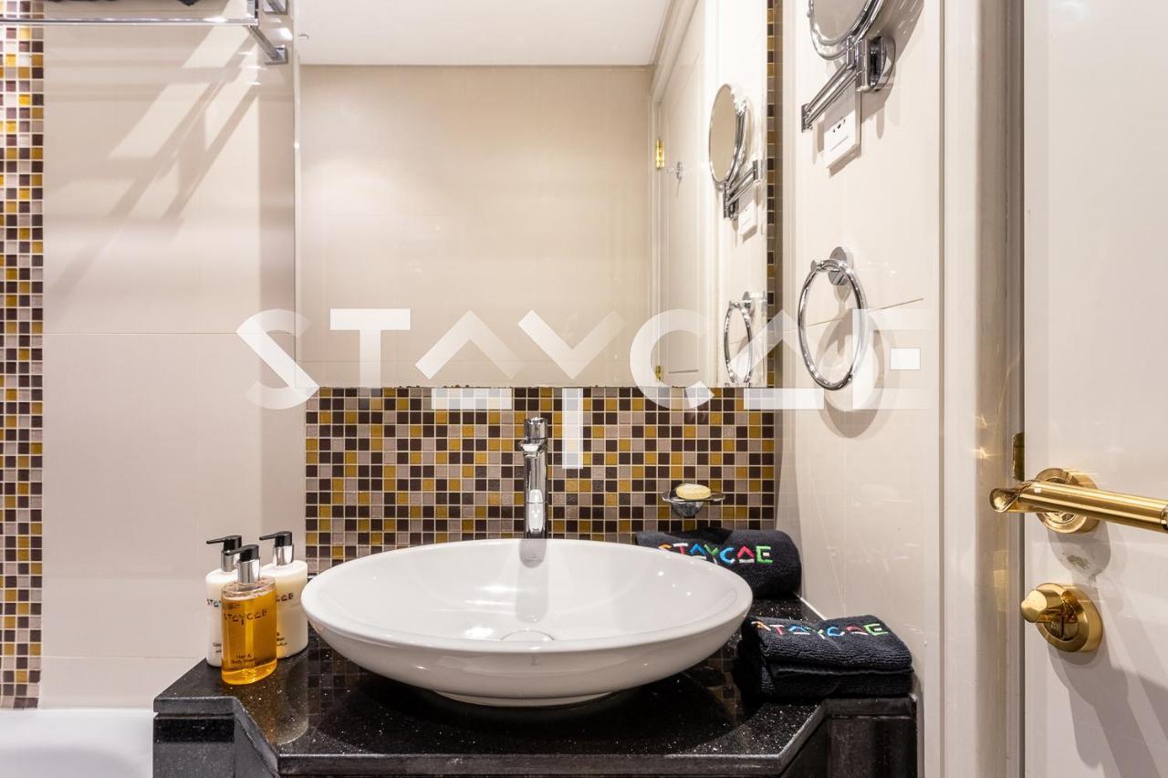 Staycae Upper Crest Downtown View * Dubai