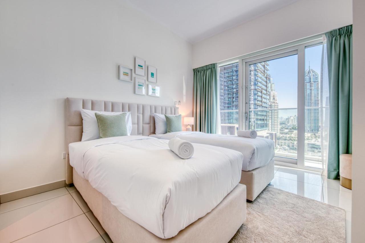 Authentic 2br At Damac Heights Marina By Deluxe Apartment *