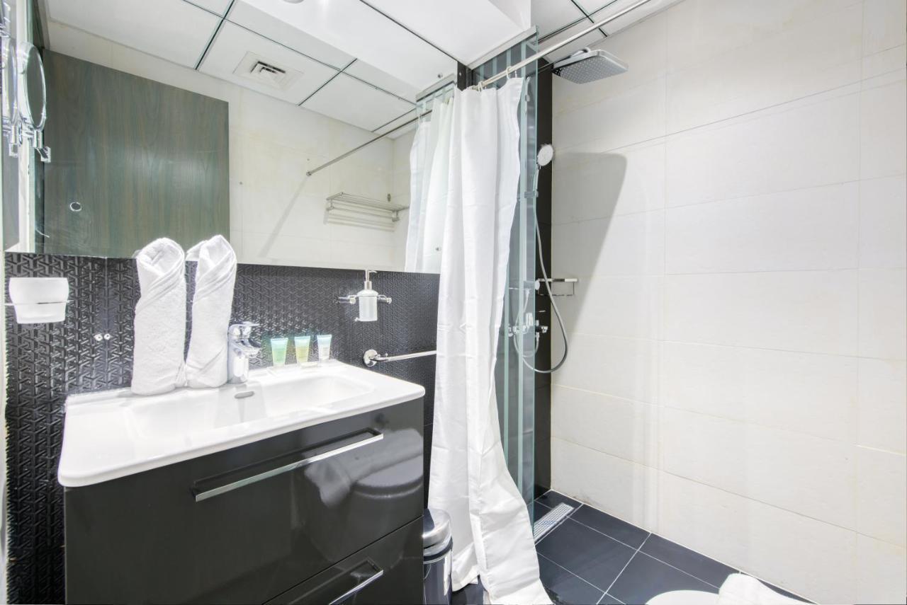 Apartment Lavish At Bayz By Danube Business Bay By Deluxe Homes Dubai