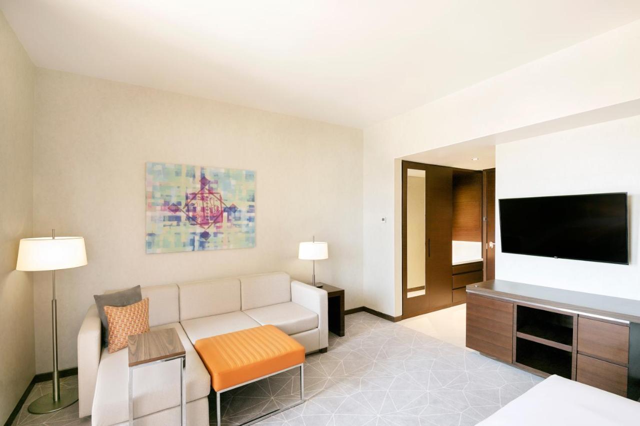 Hotel Hyatt Place Wasl District Residences 4*