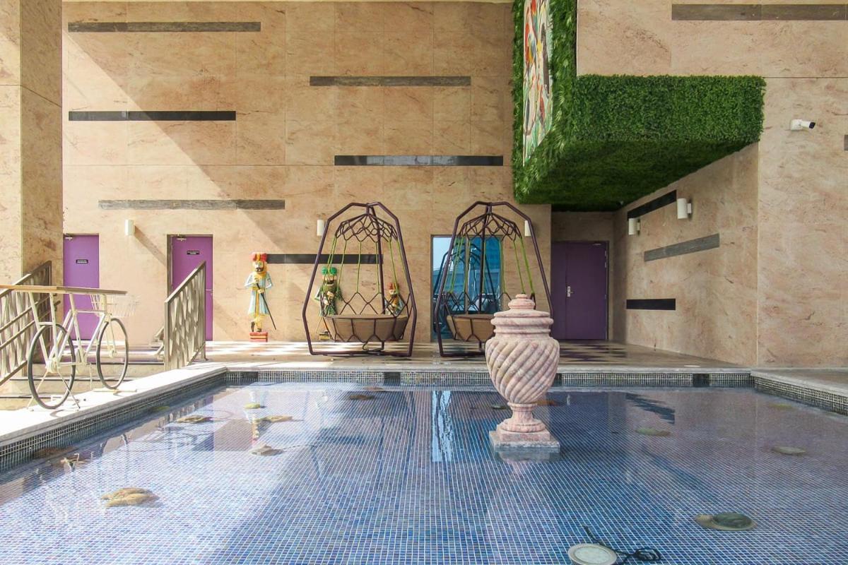 Frank Porter - Mbl Dubai