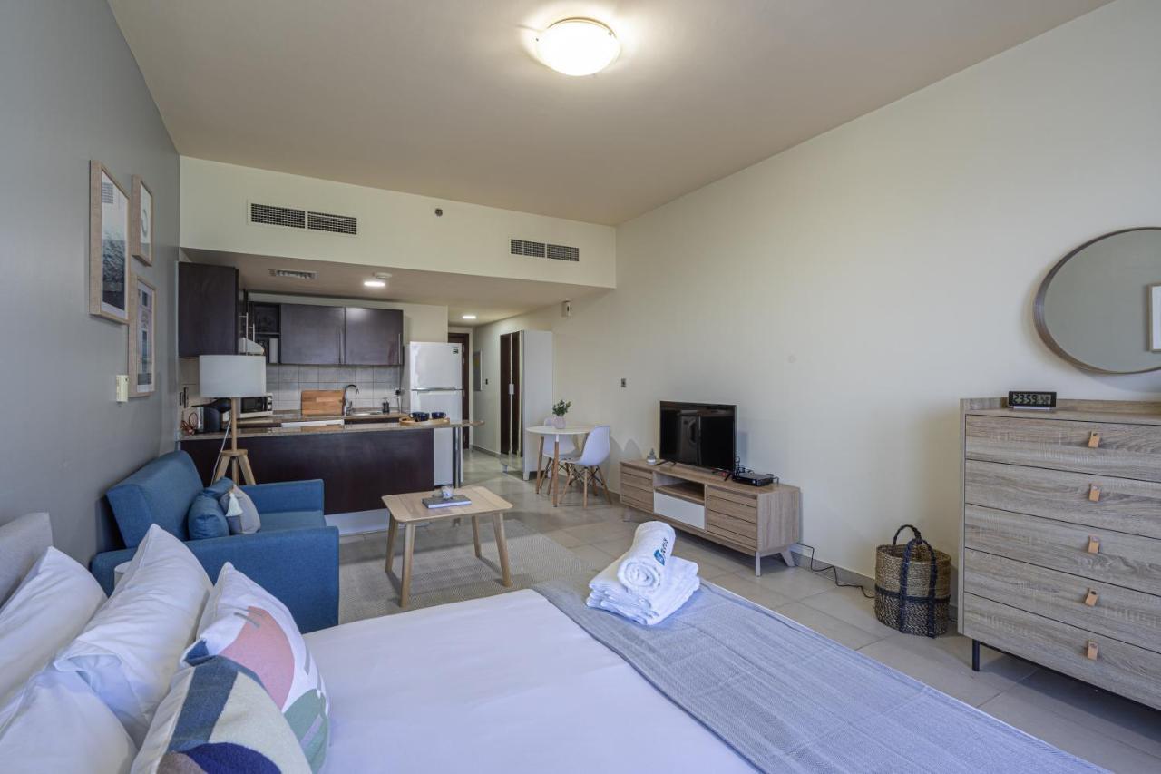 Higuests - Modern With Incredible Skyline View Dubai