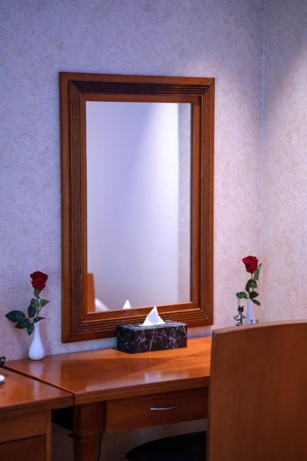 Raha Grand Otel 3*