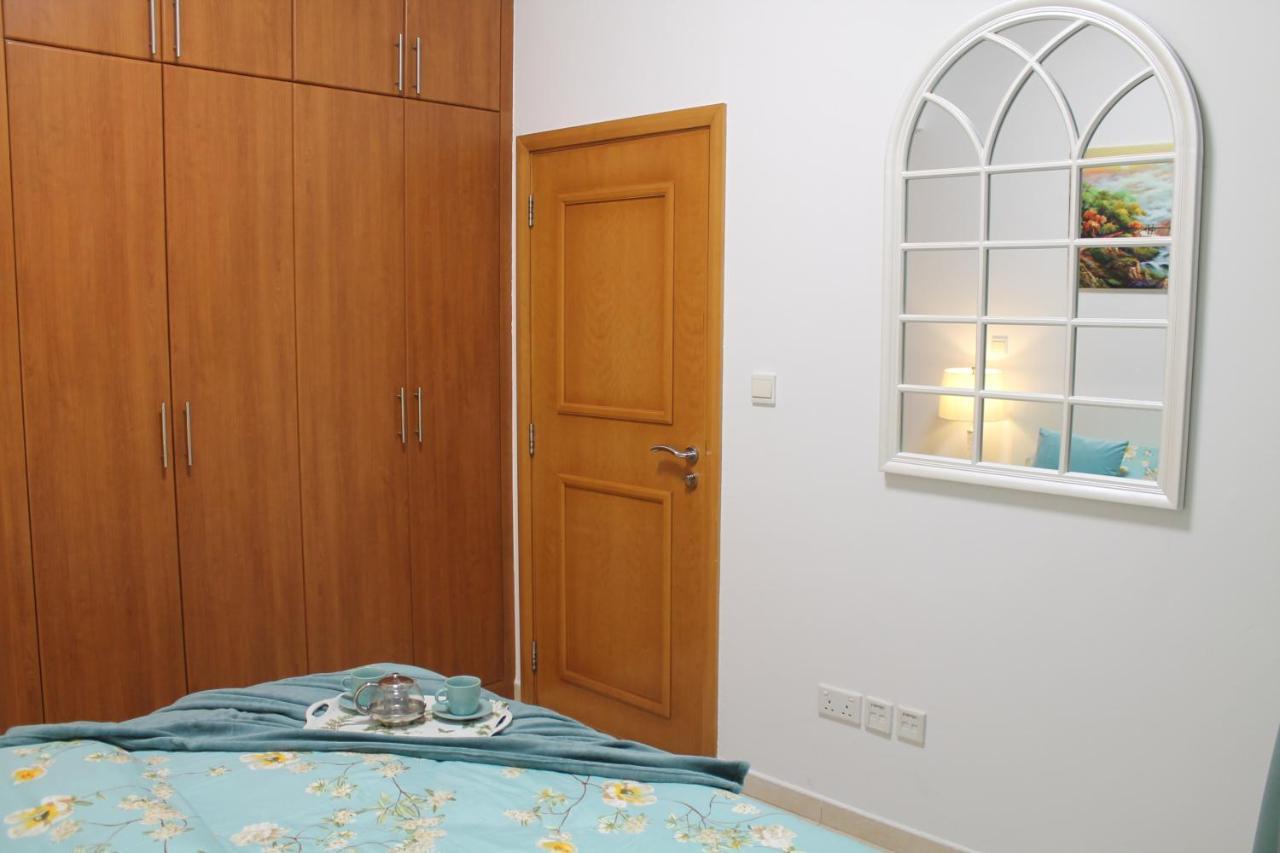 Apartment Newly Furnished One Bedroom Next To Metro & In Marina *