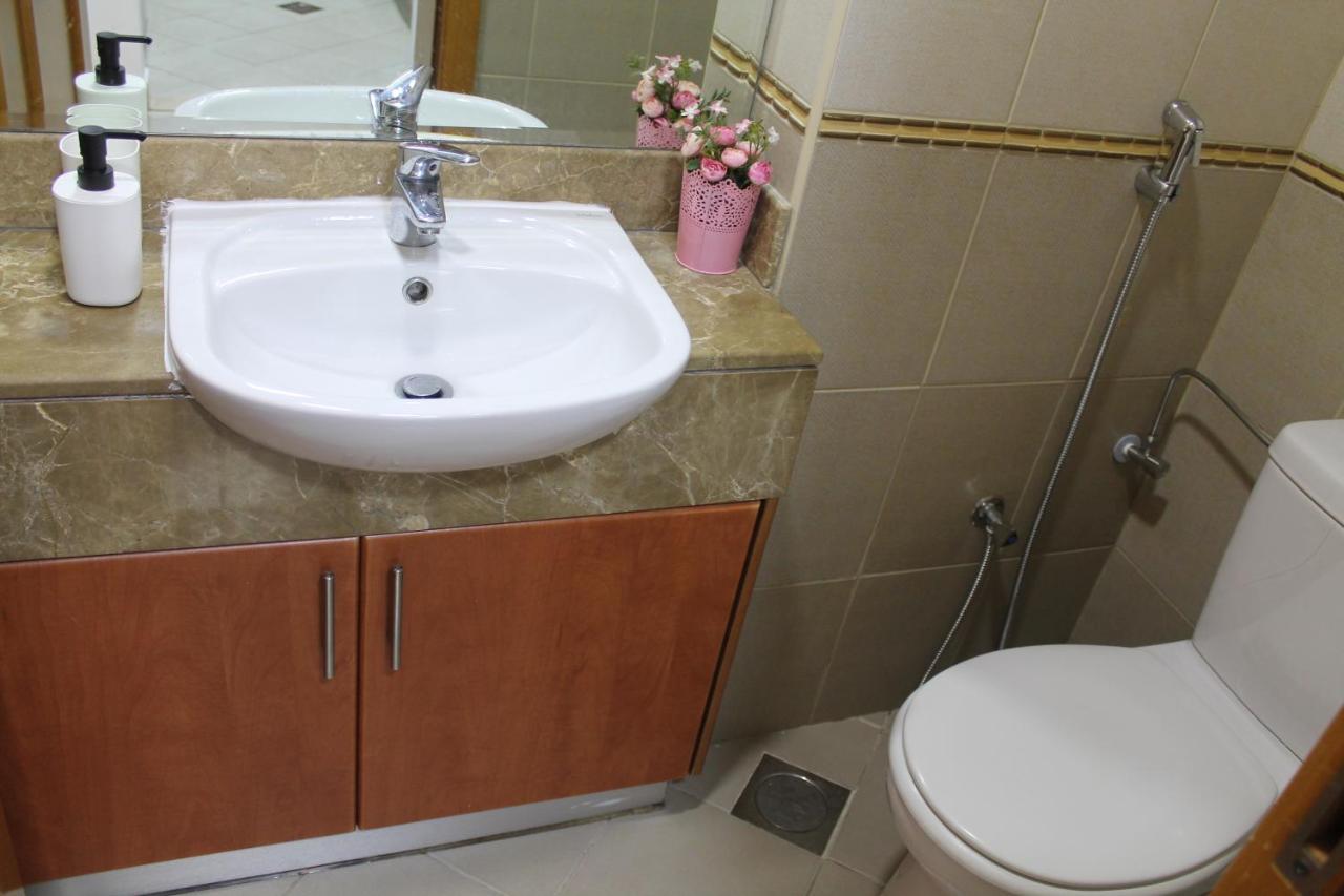 Newly Furnished One Bedroom Next To Metro & In Marina