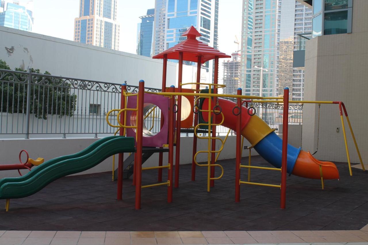 Newly Furnished One Bedroom Next To Metro & In Marina * Dubai