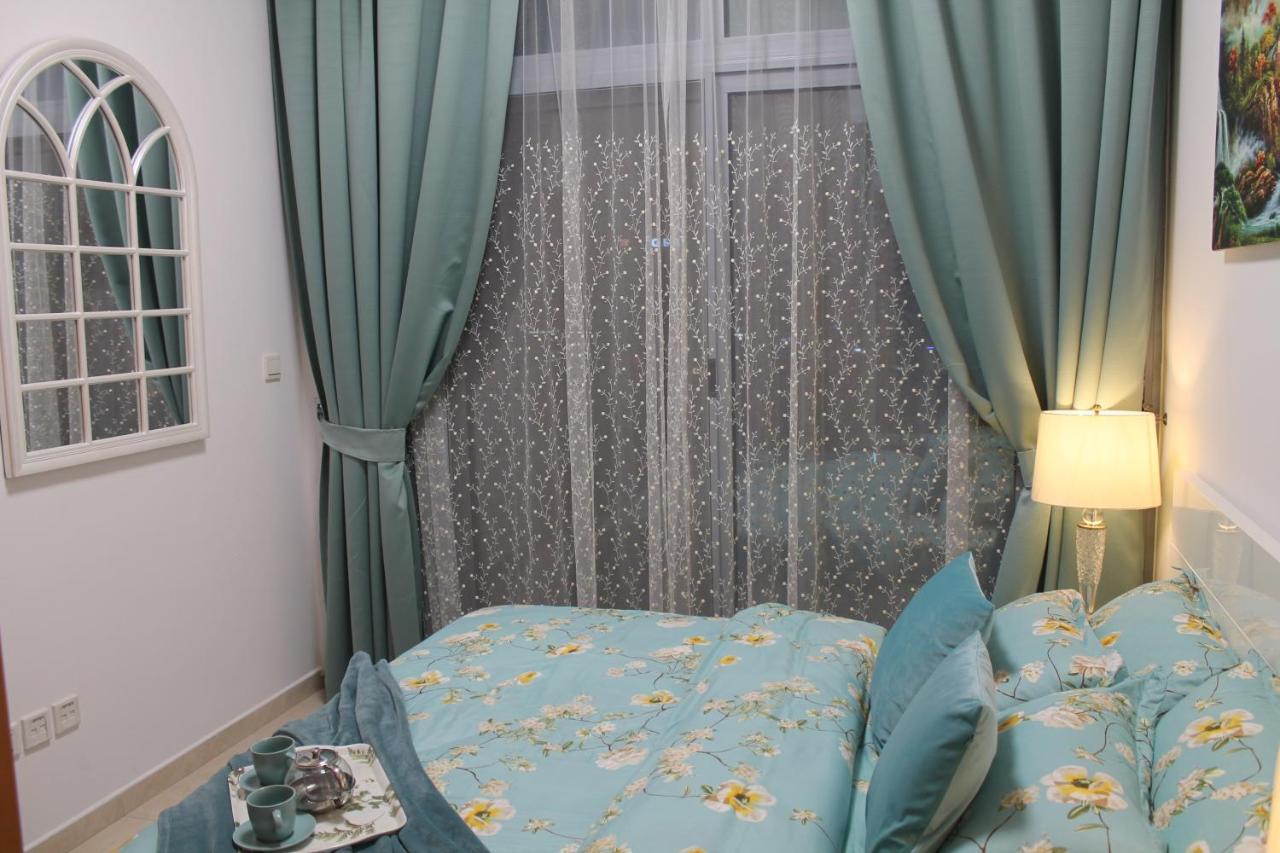 Newly Furnished One Bedroom Next To Metro & In Marina Apartment Dubai