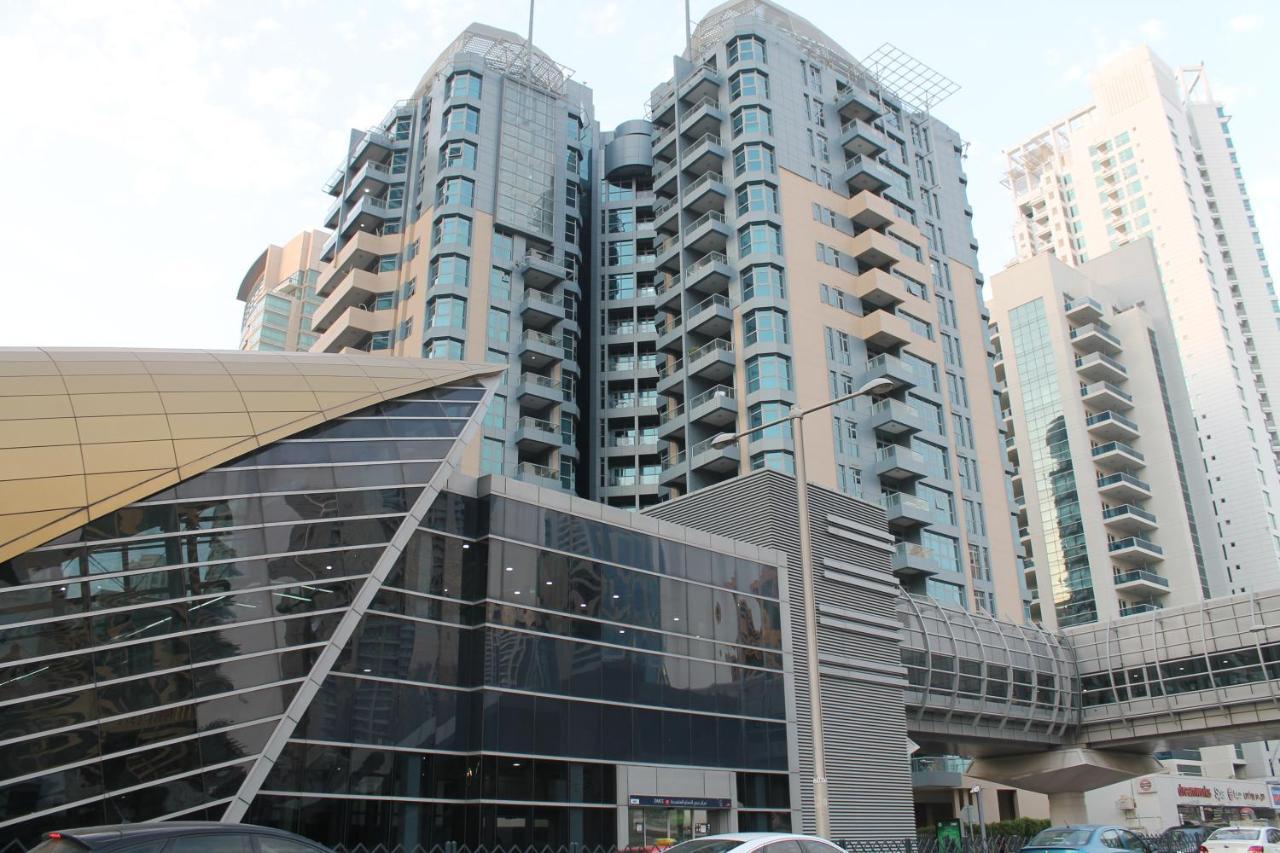Apartment Newly Furnished One Bedroom Next To Metro & In Marina