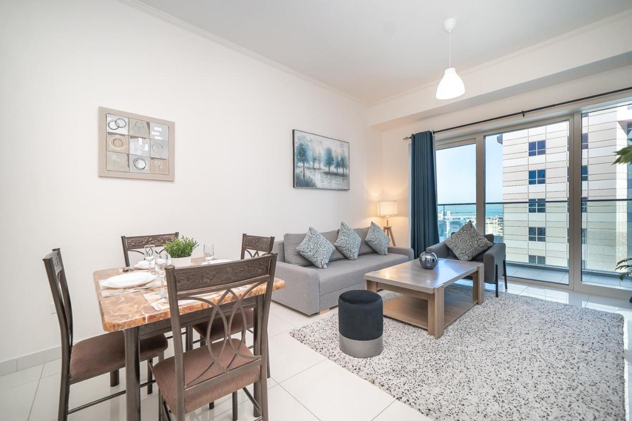 Luton Vacation Homes-damac Heights Tower- Marina-21ab03 Apartment *