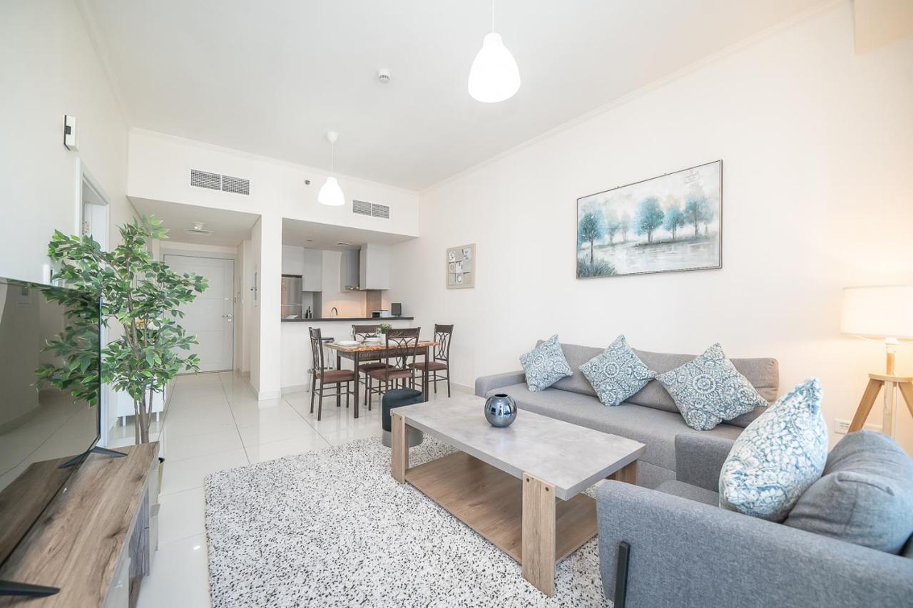 Luton Vacation Homes-damac Heights Tower- Marina-21ab03 Apartment *
