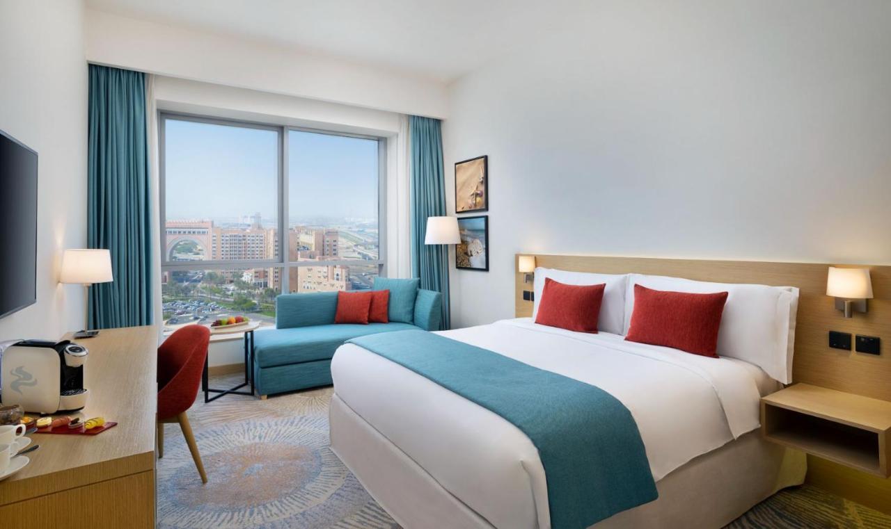 Avani Ibn Battuta Hotel 4*