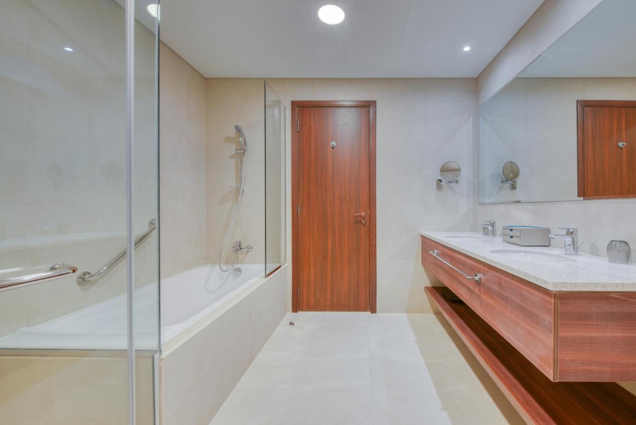 Avani Palm View Luxury