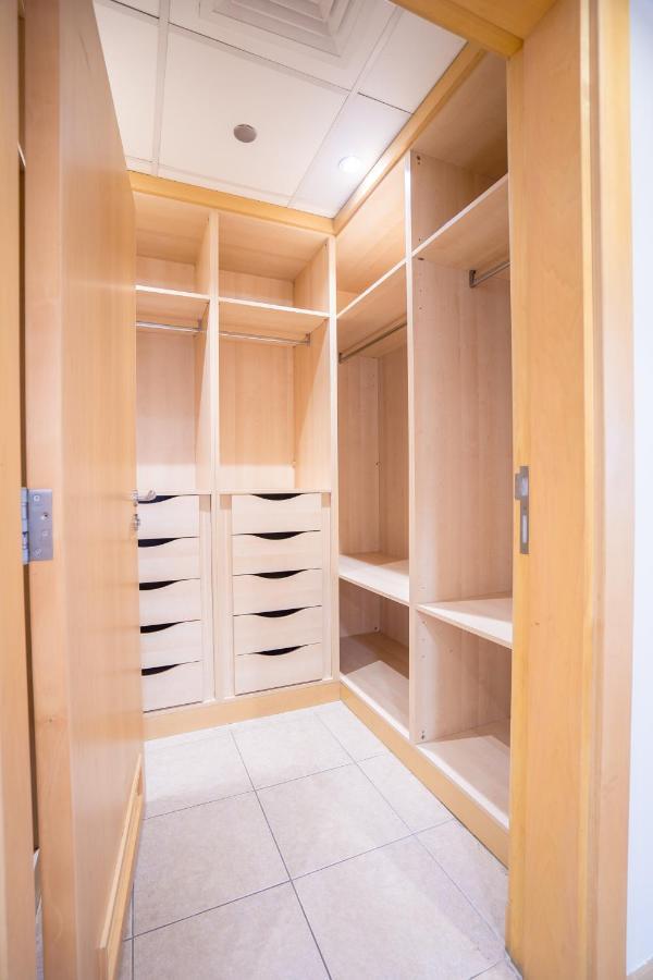 Daire Luxury 4br - Palm Jumeriah - Club Access Dubai