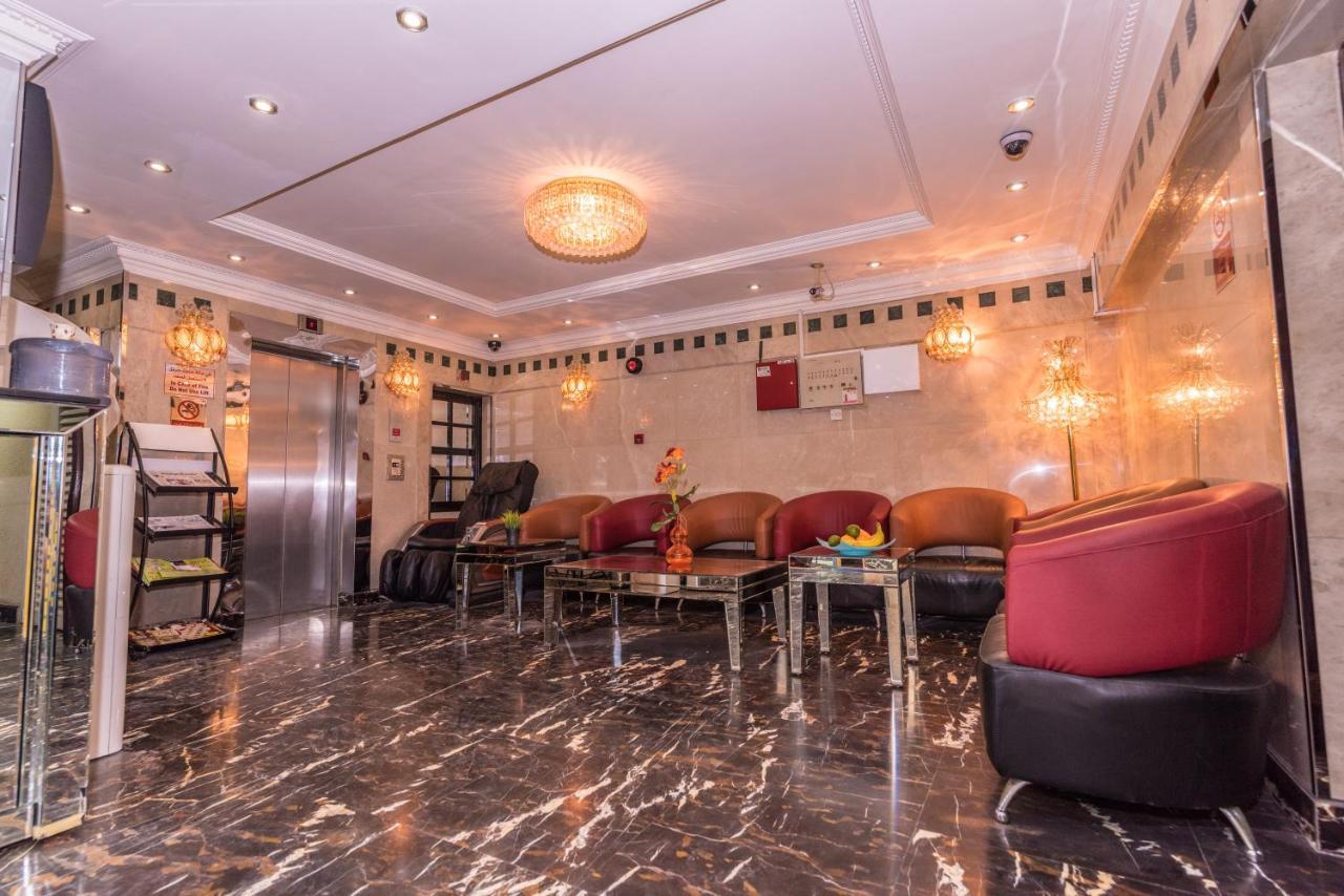 Victoria Hotel 2*