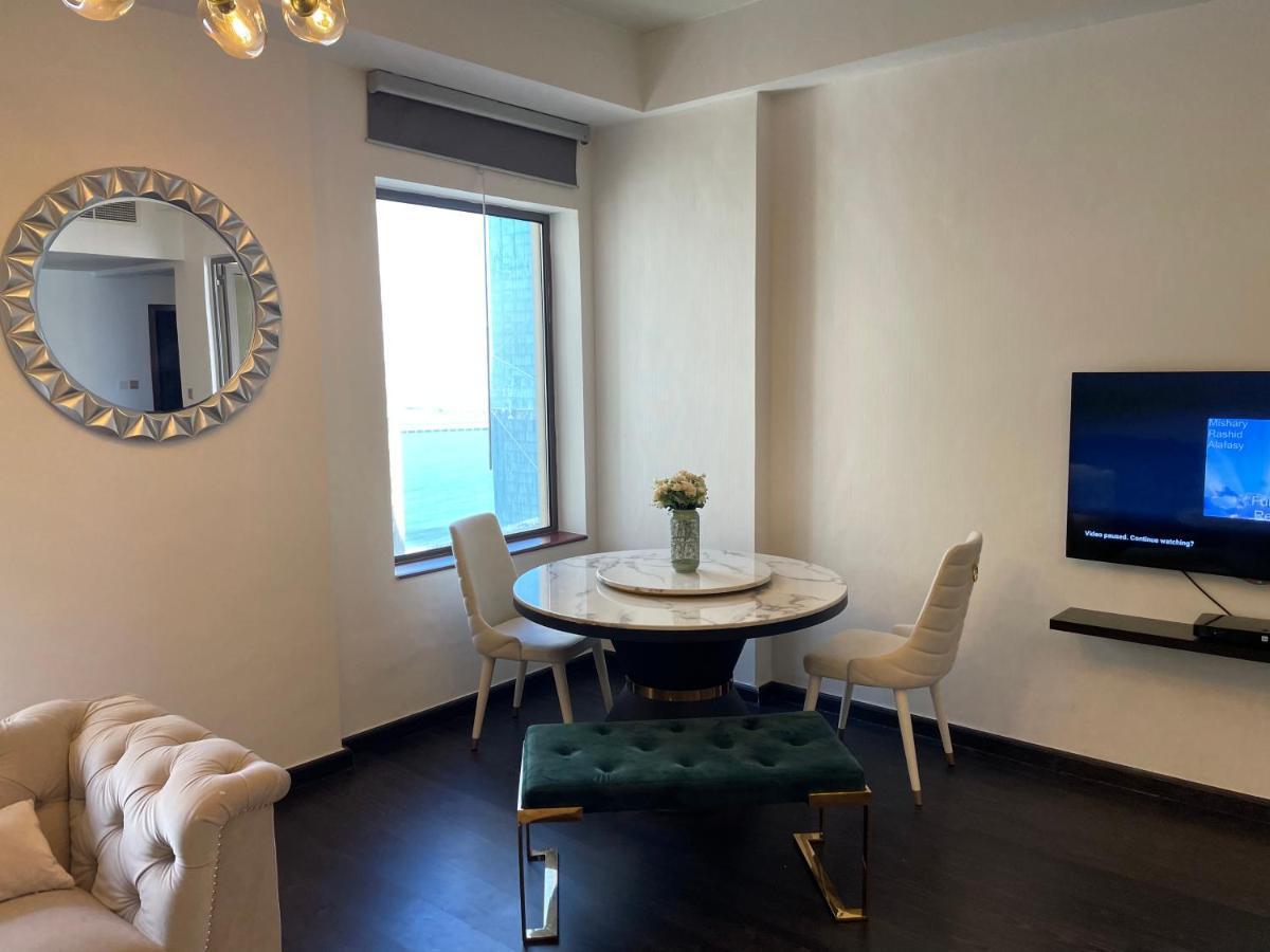 Usmans 1 Bedroom 4 Beds Jbr Huge Sea View 120 Sqm 2 Balconies
