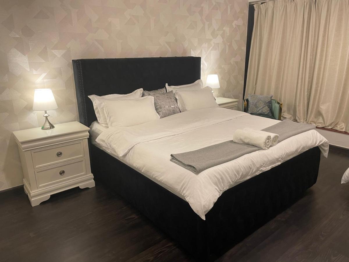 Usmans 1 Bedroom 4 Beds Jbr Huge Sea View 120 Sqm 2 Balconies *