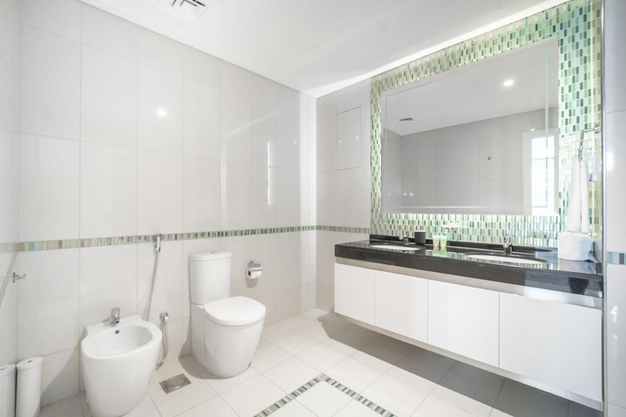 Luton Vacation Homes-damac Heights Tower- Marina-21ab03 Apartment Dubai