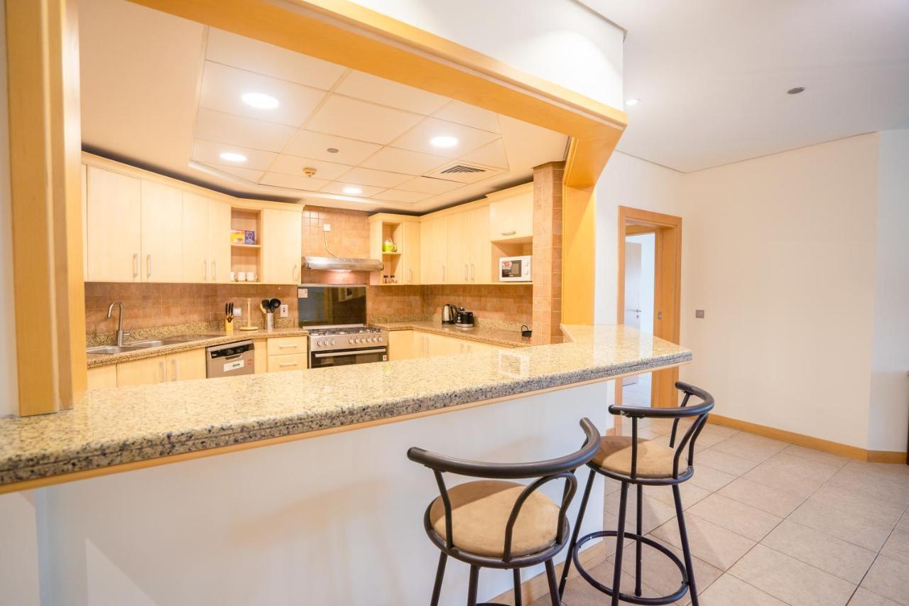 Daire Luxury 4br - Palm Jumeriah - Club Access Dubai