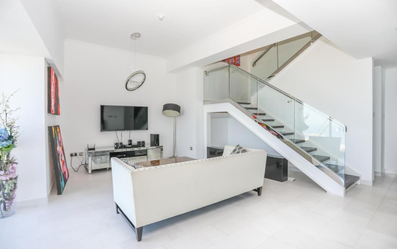 Penthouse In Marina , Cayan Tower , Sea View Apartment