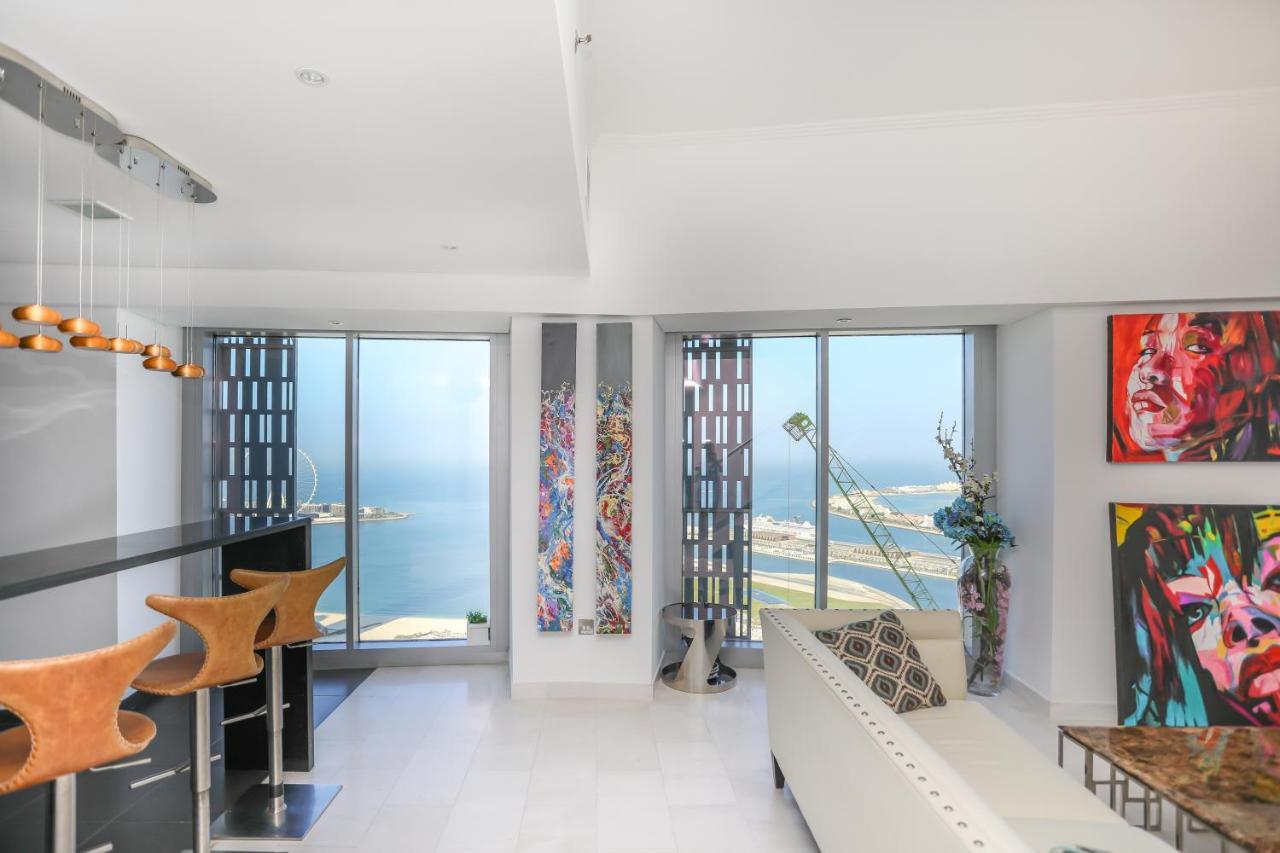 Apartment Penthouse In Marina , Cayan Tower , Sea View