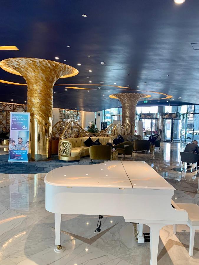 Apartment - Studio In Business Bay Direct On The Water Canal - 1km From Downtown & Mall - 1217a *