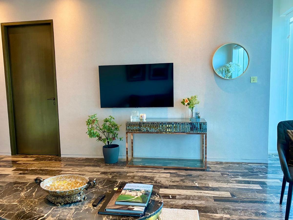 Marco Polo - Fendi Designed Apt With Aerial Panoramic Sea Views *