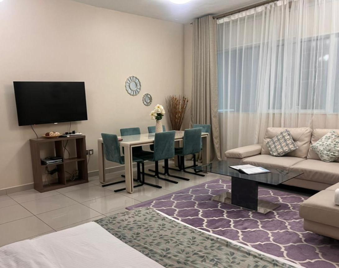 Apartment Two Continents Holiday Homes - Two Steps To Marina Walk