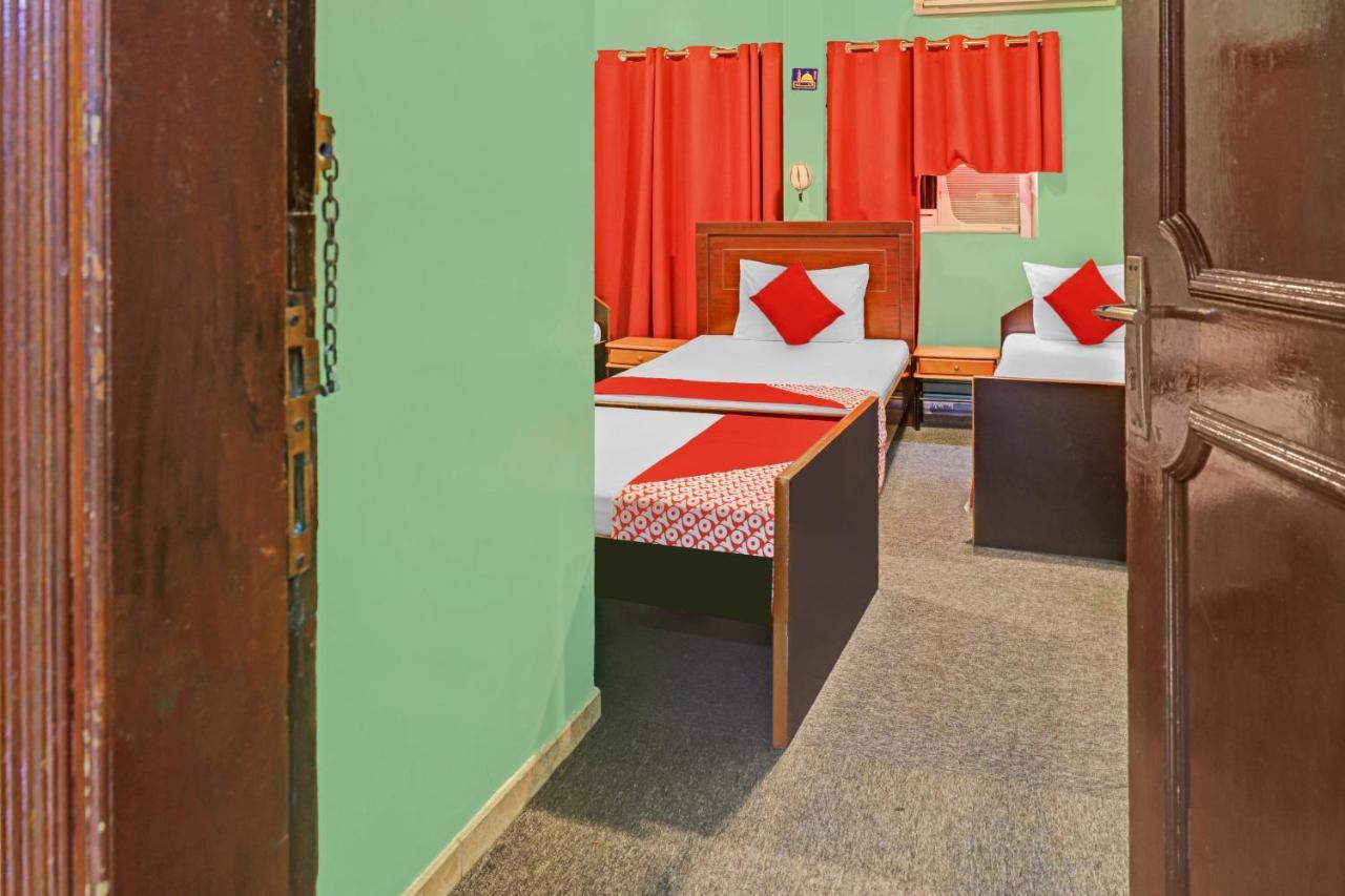 Otel Oyo 795 Al Karawan 3*