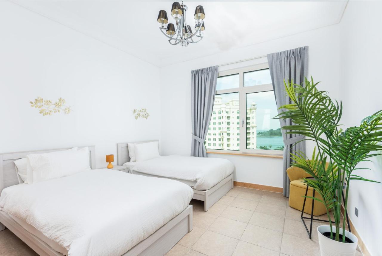 Dreamy And Spacious 3br Unique Palm Jumeirah Dubai